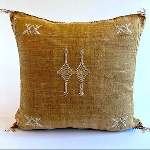 Moroccan Cactus Silk Pillow Cover 19”X19” New